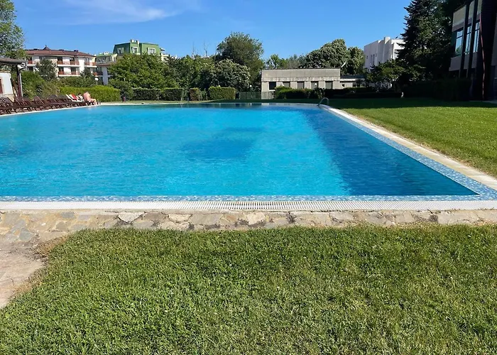Sea Garden Beach Studio